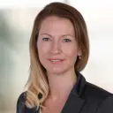 Headshot Jacqueline Pfister